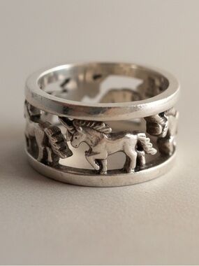RARE RETIRED James Avery Unicorn band ring 4